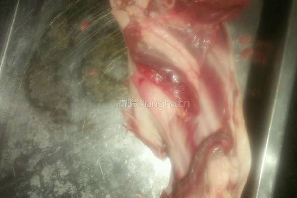 红烧带排羊肉的做法图解1