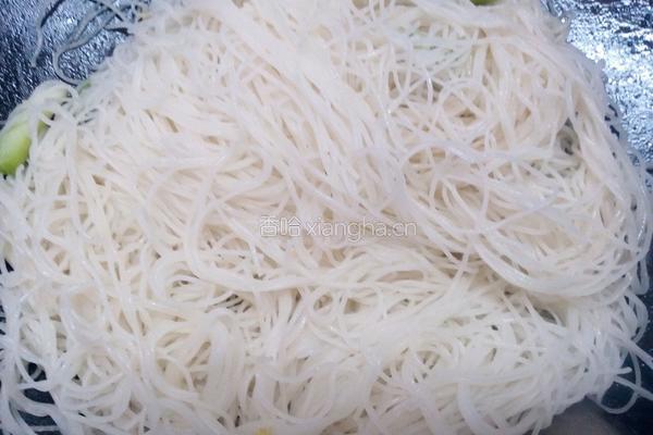 鸡蛋炒米粉的做法图解7