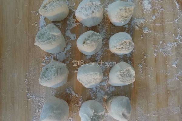 发面韭菜盒子的做法图解4