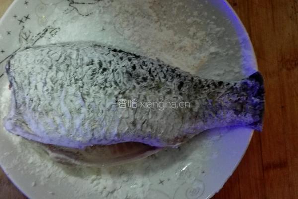 鲫鱼豆腐汤的做法图解2