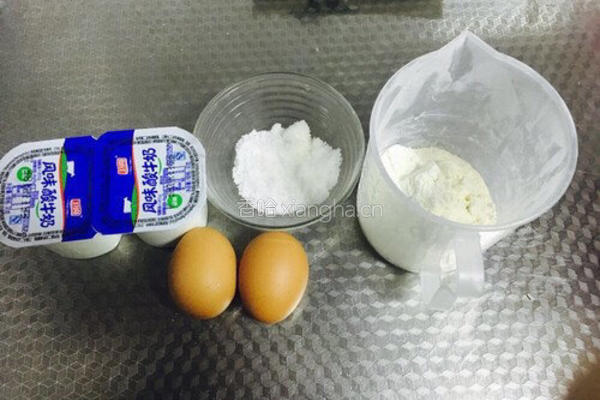 枣泥无油酸奶蛋糕的做法图解1