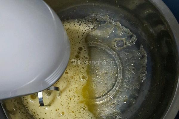 蔓越莓蒸蛋糕的做法图解3