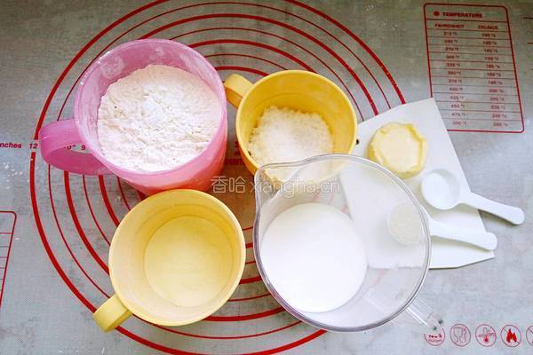 奶香红豆小餐包的做法图解1