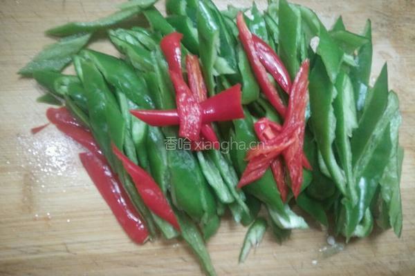 青椒炒肉丝的做法图解4