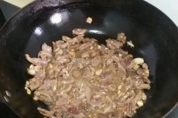 豆角炒鸡胗的做法图解10