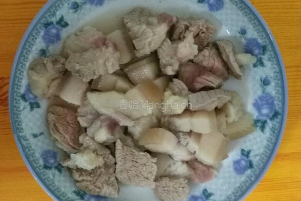 红烧肉+土豆的做法图解1
