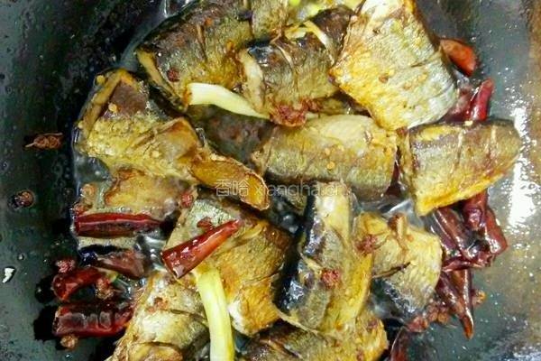 香煎秋刀鱼的做法图解4