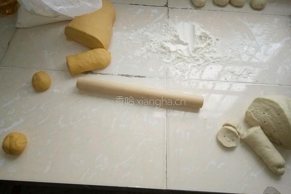 南瓜开花馒头的做法图解1