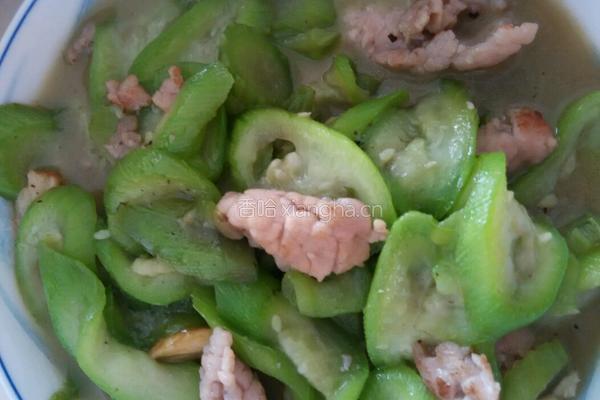 丝瓜炒肉片