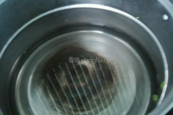 鸡肝散炖腿肉末的做法图解6