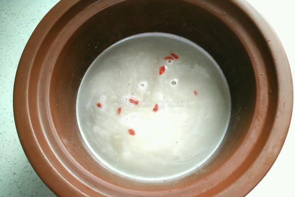 肚片莲子汤的做法图解7