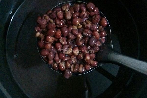 红豆饼的做法图解1