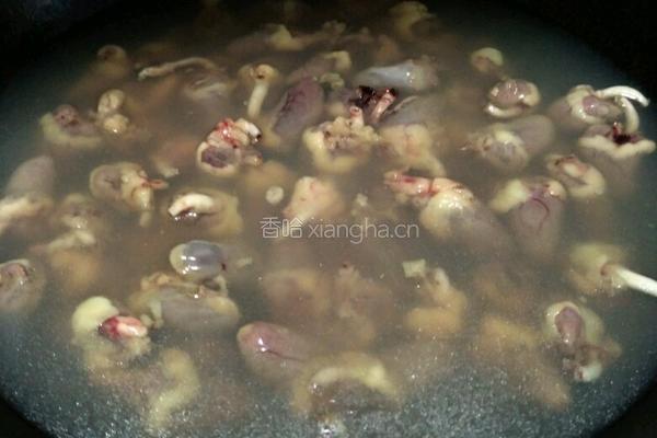 干煸鸡心的做法图解2
