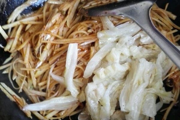 酸菜土豆丝的做法图解7