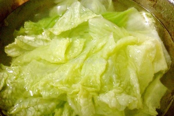 白菜肉卷的做法图解5
