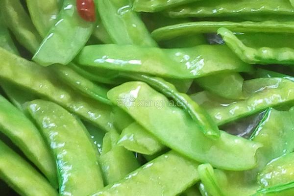 腊肉炒荷兰豆的做法图解3