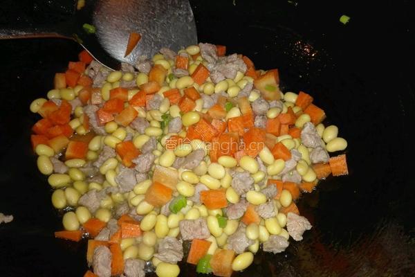 什锦蔬菜肉丁的做法图解6