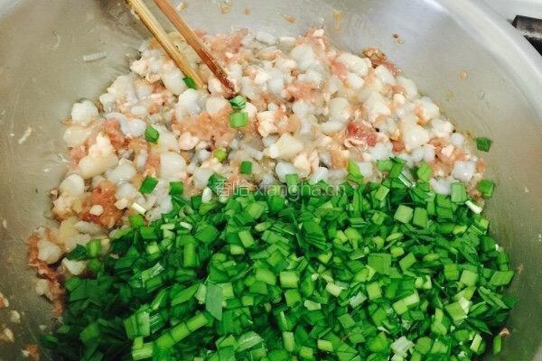 海鲜水饺的做法图解4