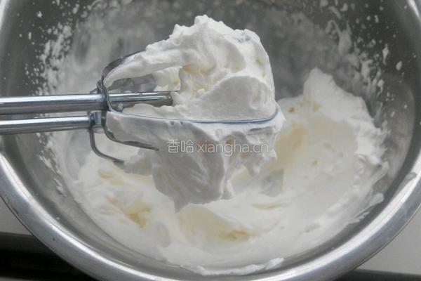 六寸裱花蛋糕的做法图解3
