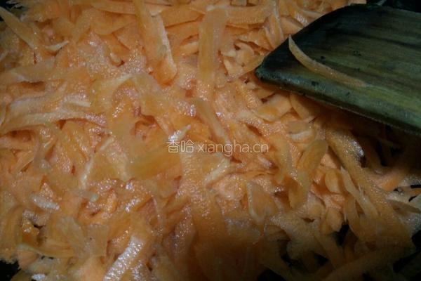 香菇胡萝卜瘦肉蒸饺的做法图解4