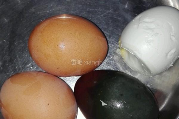多彩蒸蛋的做法图解1