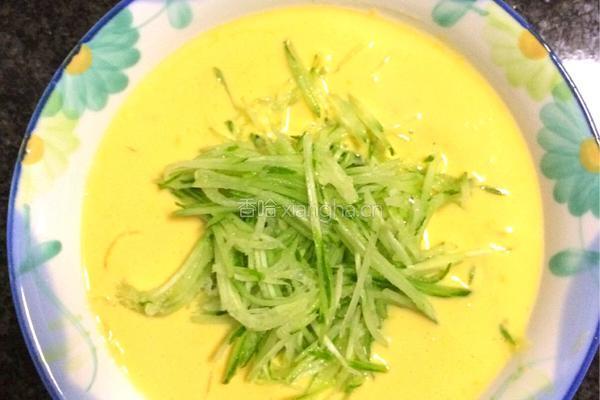 黄瓜肉松番茄酱鸡蛋饼的做法图解6