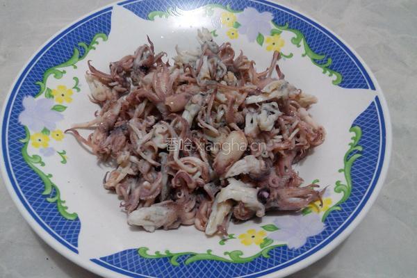 青椒炒乌贼的做法图解2