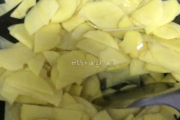 辣炒土豆片。的做法图解4