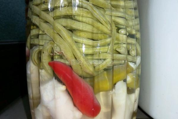 肉沫炒酸豆角的做法图解1