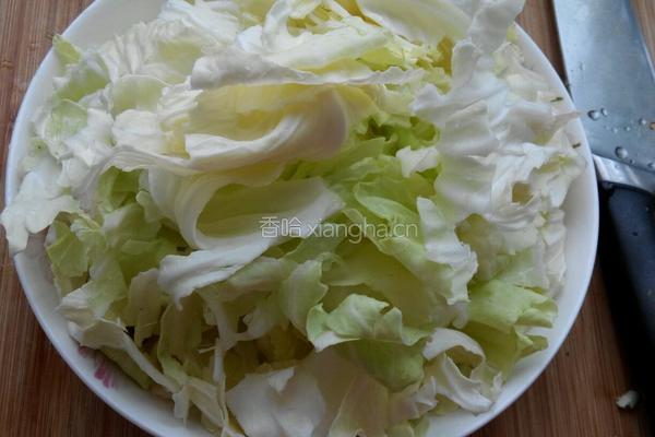 糖醋圆白菜。的做法图解1