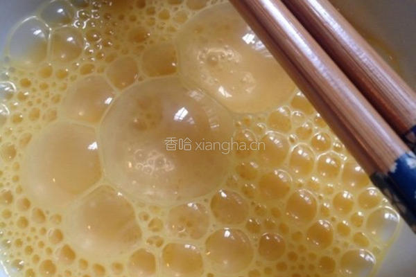 鸡蛋炒蘑菇的做法图解3