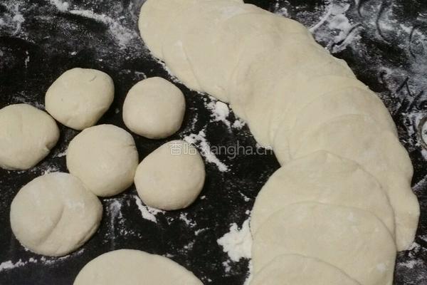 美味肉包子的做法图解5
