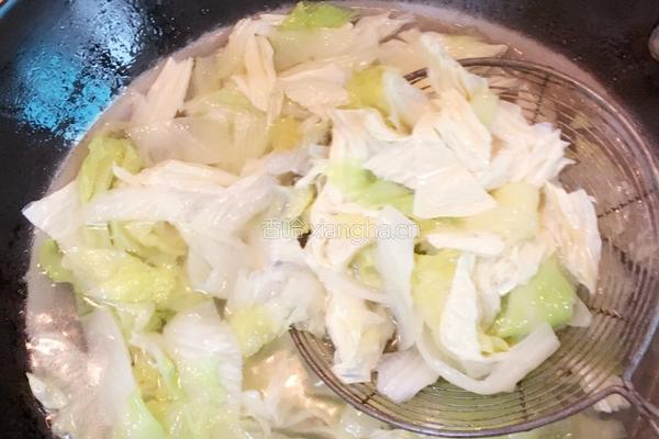 腐竹灼生菜的做法图解5