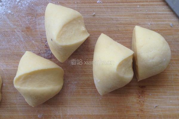 双色花馒头的做法图解9