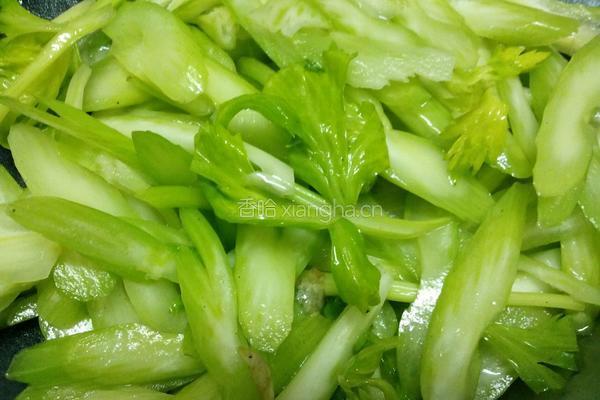 陈醋炒西芹的做法图解6