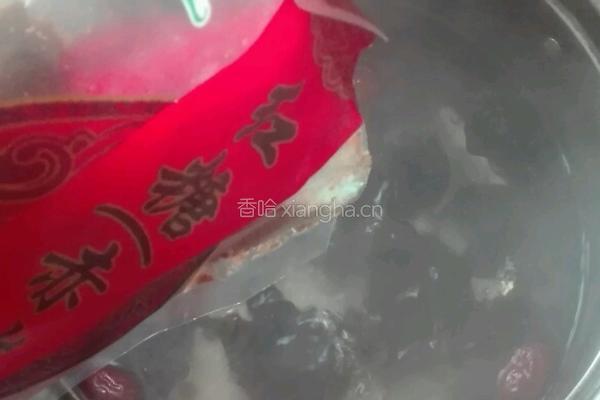 红枣木耳汤的做法图解7