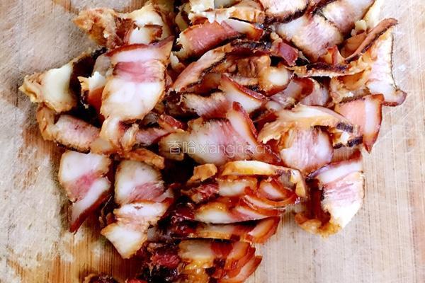 腊肉煲仔饭的做法图解4