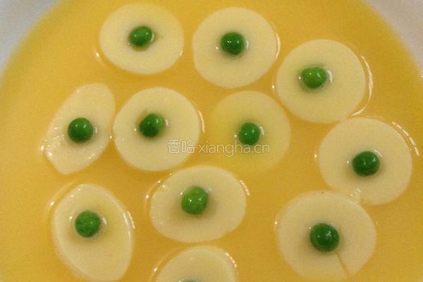 豆腐鸡蛋羹的做法图解3