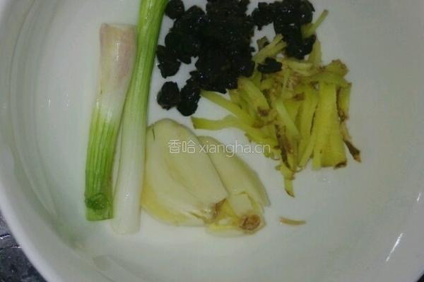 腐竹炆鱼的做法图解3