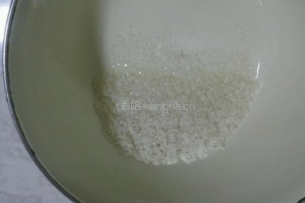 黑芝麻核桃粥的做法图解2