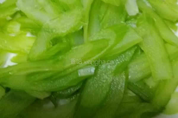 花菜西芹的做法图解1