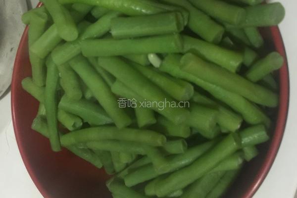 越南鱿鱼炒豆角的做法图解6