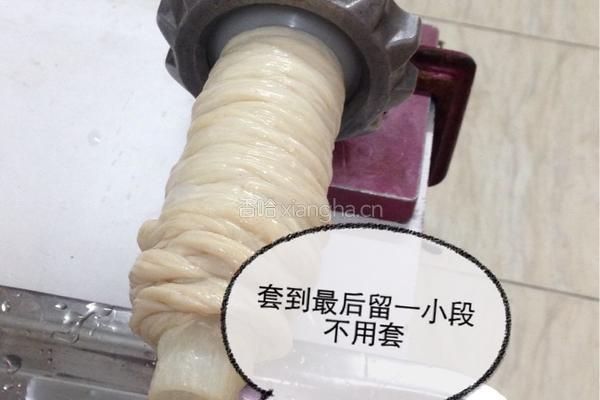 自制麻辣香肠的做法图解10