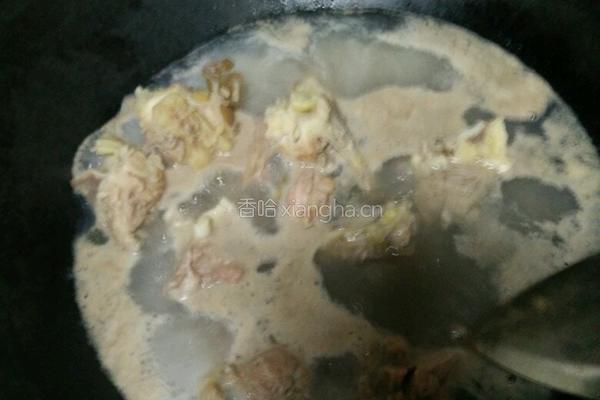 美味的牛骨汤的做法图解2