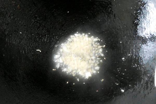 胗球炒酸菜的做法图解5