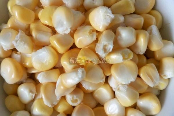 黄豆玉米豆浆的做法图解2