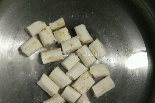 小米山药粥的做法图解1