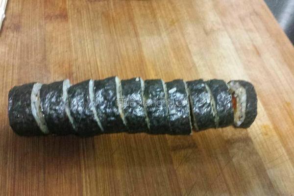 紫菜包饭的做法图解7