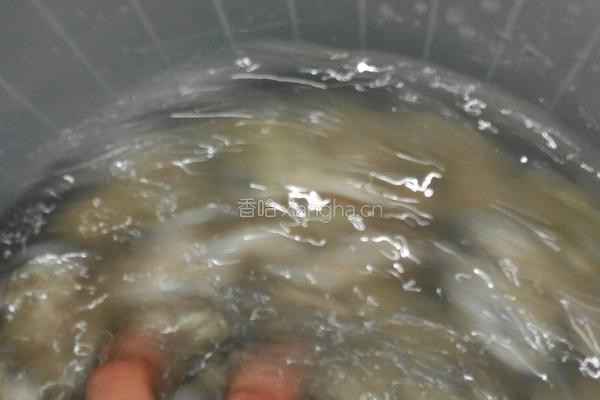 煎生蚝（家乡话蚝烙）的做法图解2