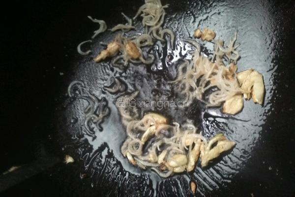 改良版木耳炒肉的做法图解9